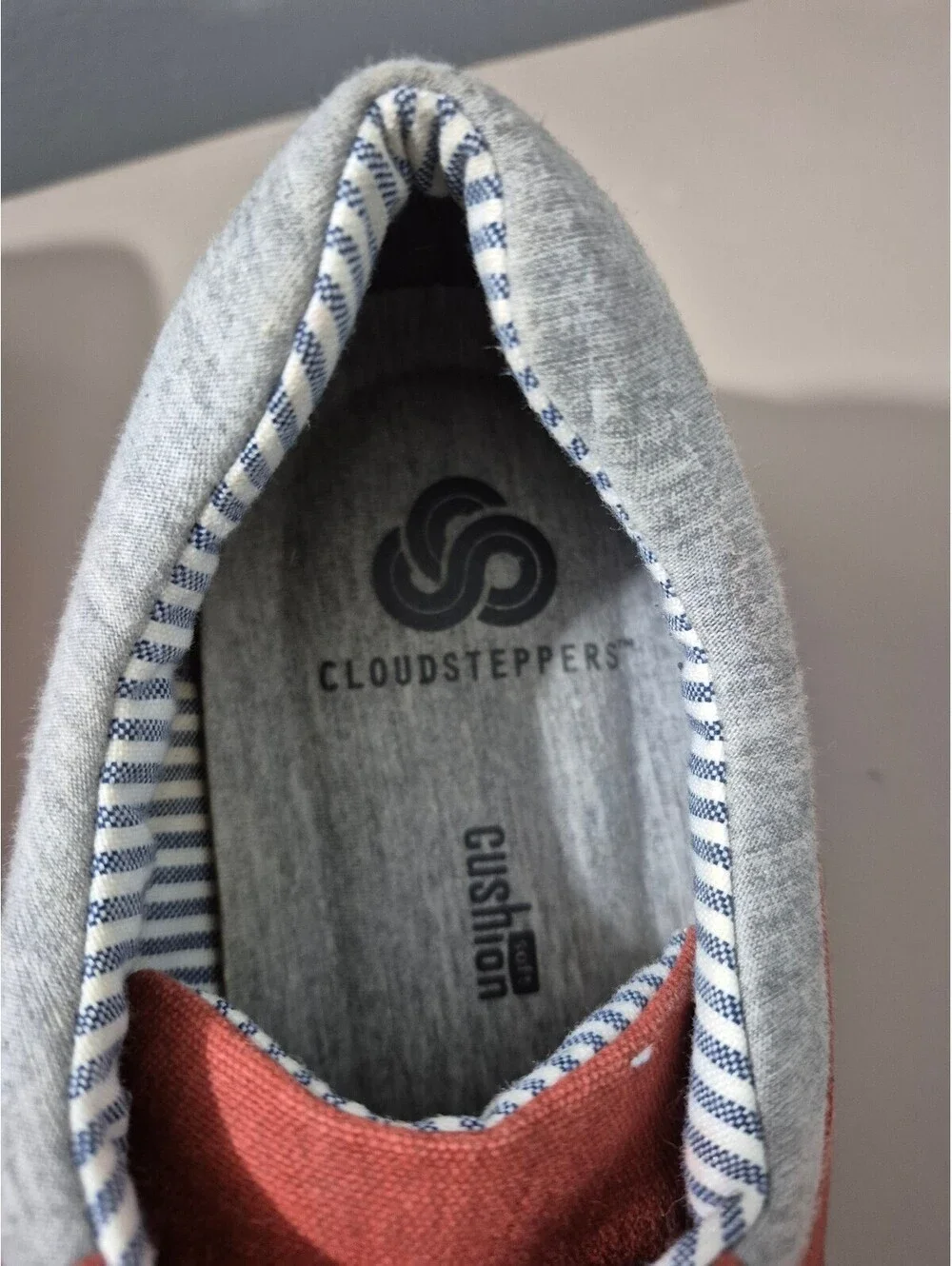 Clarks Cloudsteppers Men’s 11 Canvas Boat Shoes Rust